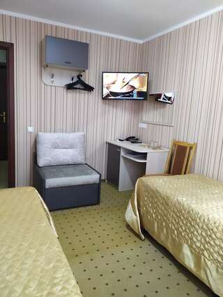 Отель Vitebsk Hotel Витебск Стандартный двухместный номер с 2 отдельными кроватями-3