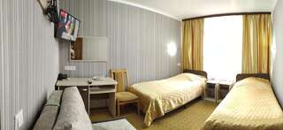 Отель Vitebsk Hotel Витебск Стандартный двухместный номер с 2 отдельными кроватями-1